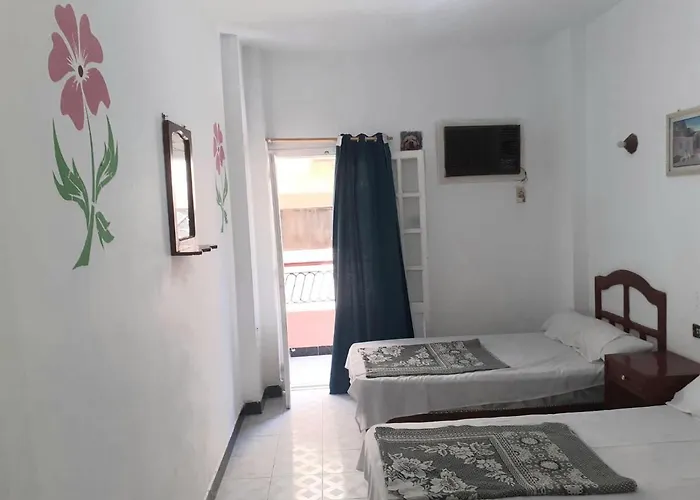 بيت شباب Seas Hostel *